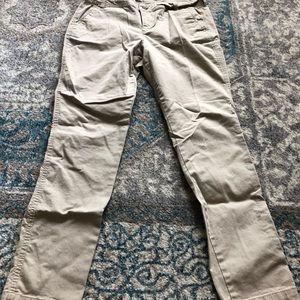 Women’s old navy khaki skinny pants